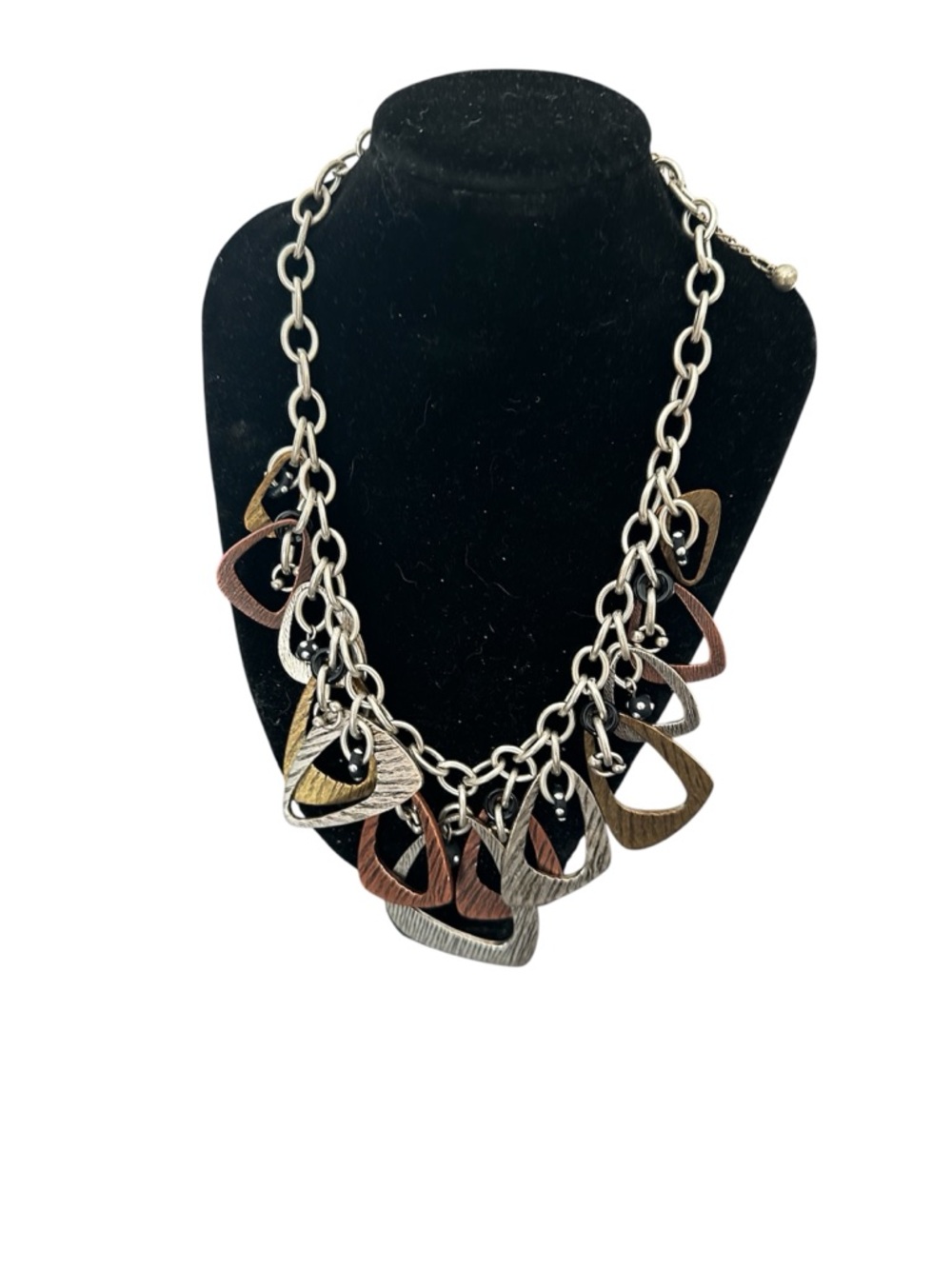 Chico’s multitone bib necklace